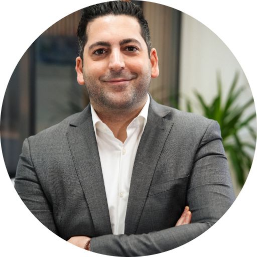 Portrait professionnel de Rudy Malka, co-fondateur du cabinet ESR Audit-Expertise